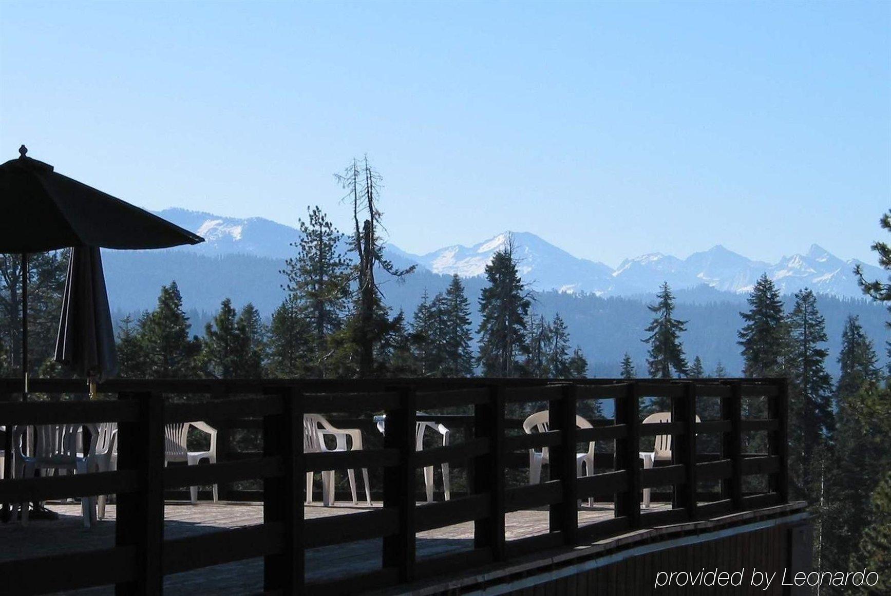 Montecito Sequoia Lodge Wilsonia المطعم الصورة